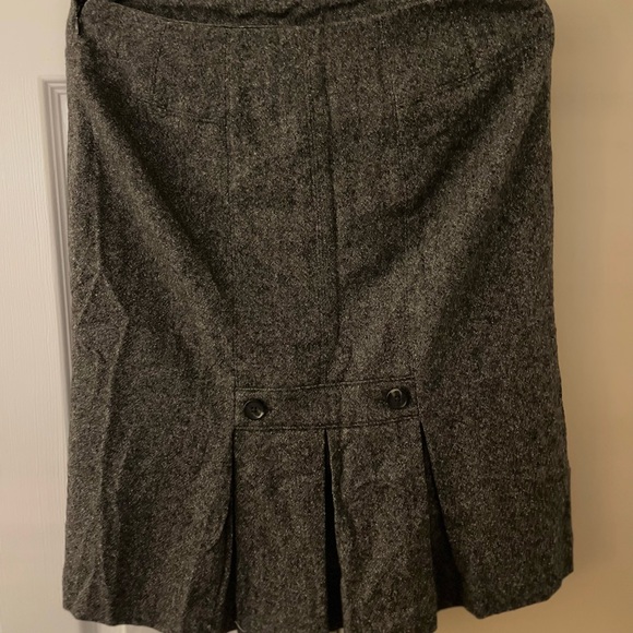 Linen skirt - Picture 2 of 2